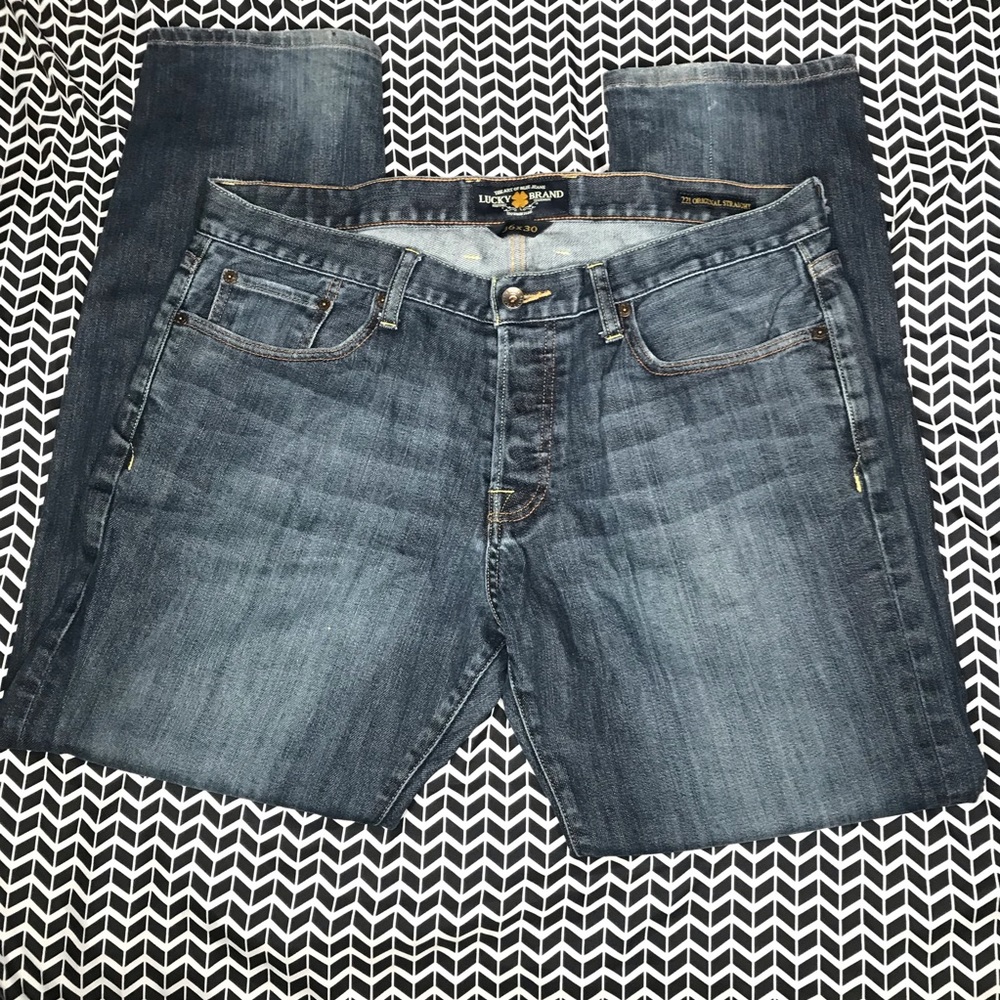 Lucky Brand - Men’s Jeans. Size 36. Straight Fit.